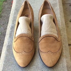 Sofft Suede Tan Shoe Size 9.5